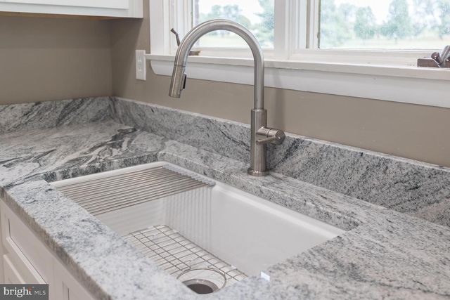 248 SHENVALEE DR, New Market, VA 22844