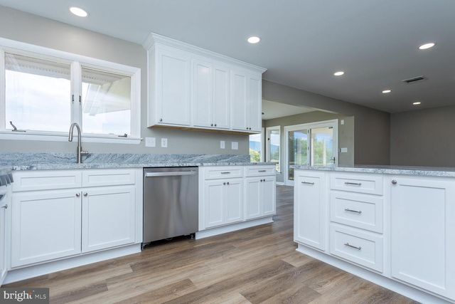 248 SHENVALEE DR, New Market, VA 22844