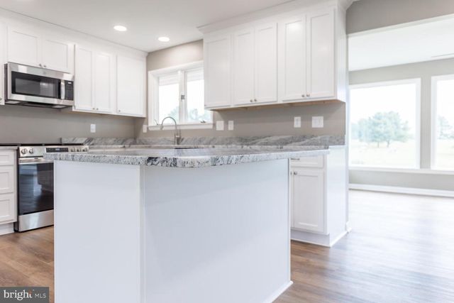 248 SHENVALEE DR, New Market, VA 22844