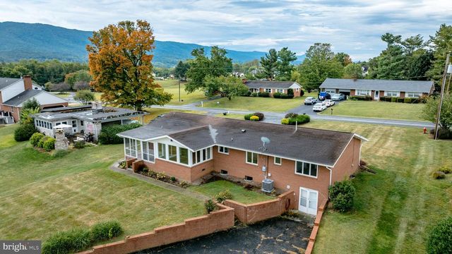 248 SHENVALEE DR, New Market, VA 22844