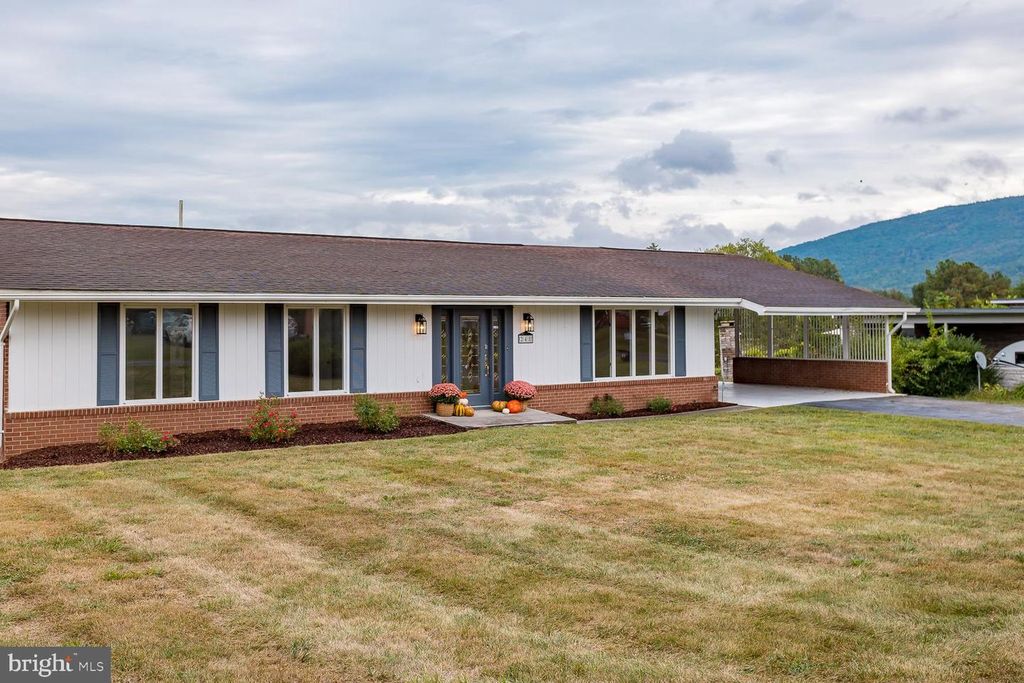 248 SHENVALEE DR, New Market, VA 22844
