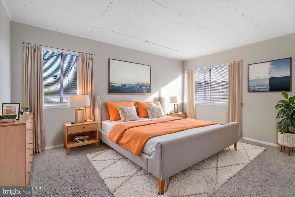 Image 28 of property listing at 10239 PRINCE PL #26-102, Upper Marlboro, MD 20774