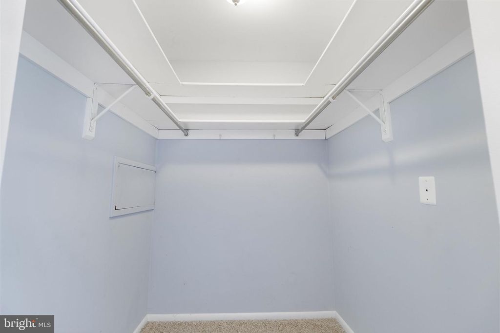 Image 31 of property listing at 10239 PRINCE PL #26-102, Upper Marlboro, MD 20774