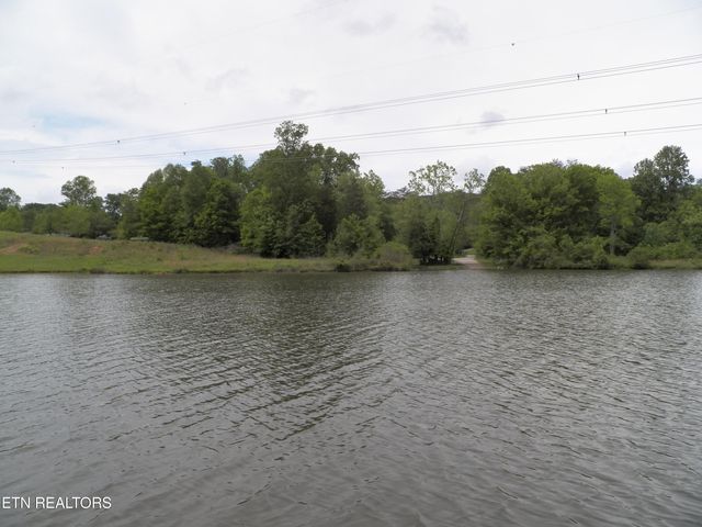 Lakeview Drive, Kingston, TN 37763