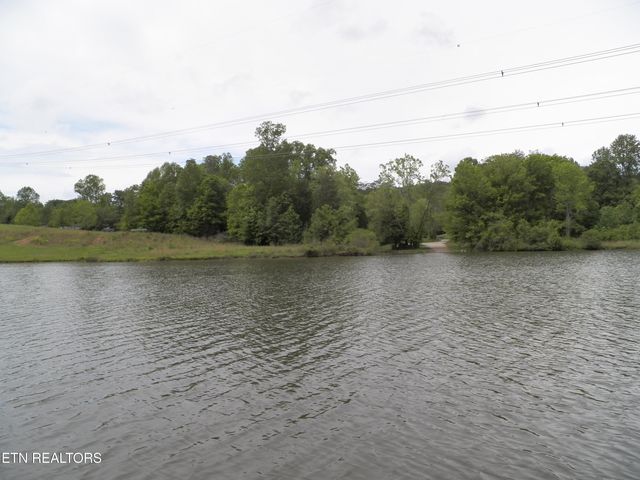 Lakeview Drive, Kingston, TN 37763