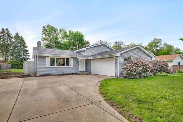 24253 S Edwin Drive, Channahon, IL 60410