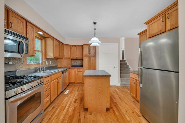 24253 S Edwin Drive, Channahon, IL 60410