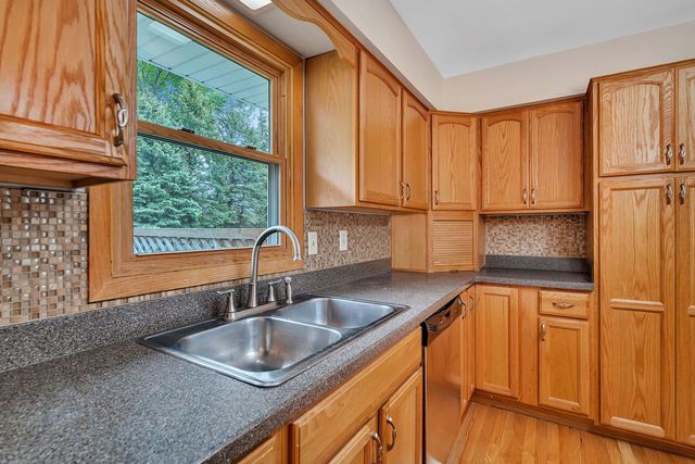 24253 S Edwin Drive, Channahon, IL 60410
