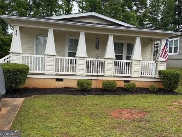 19 Redwood Circle, Newnan, GA 30263