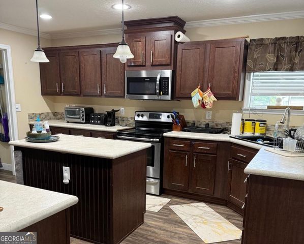 19 Redwood Circle, Newnan, GA 30263