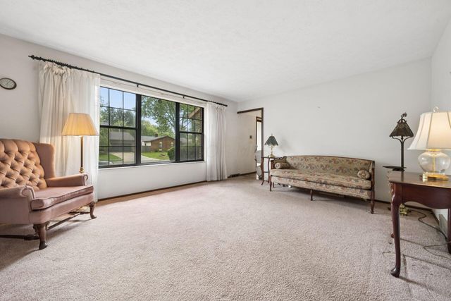 5209 Paw Paw Road, Columbus, OH 43229