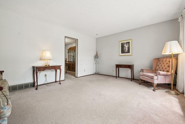 5209 Paw Paw Road, Columbus, OH 43229