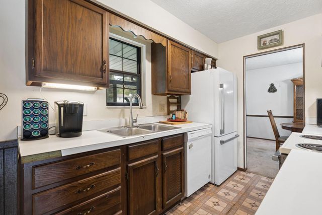 5209 Paw Paw Road, Columbus, OH 43229