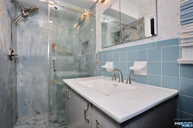 1116 Trafalgar Street, Teaneck, NJ 07666