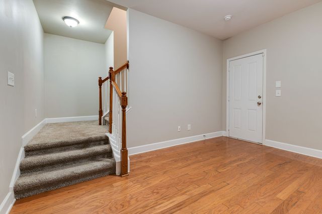 519 Saint Jules Ln, Nashville, TN 37211