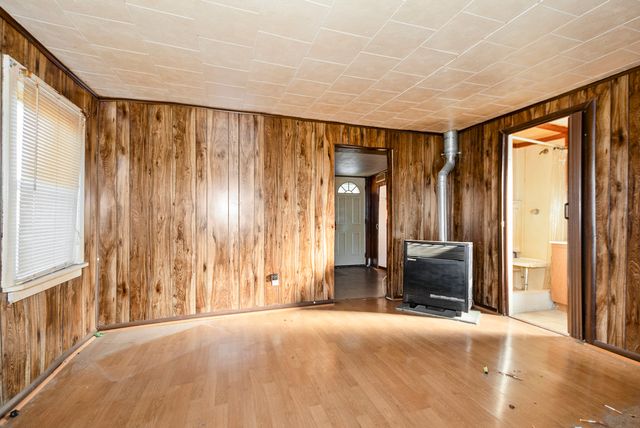 7000 W 74th Street W, Chicago, IL 60638