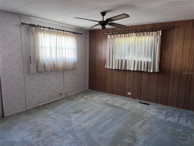 11 ROBIN LANE, Winter Haven, FL 33880