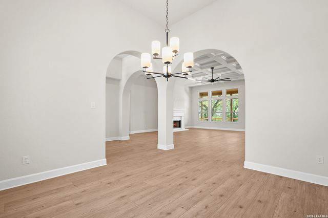 671 Legend Park, Castroville, TX 78009