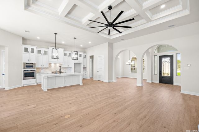 671 Legend Park, Castroville, TX 78009