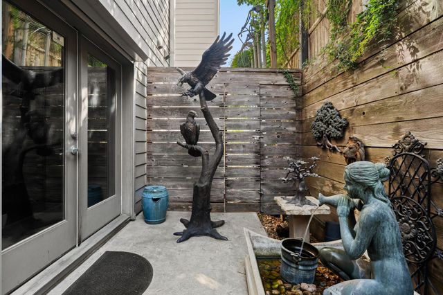 1820 Palm Street, Houston, TX 77004