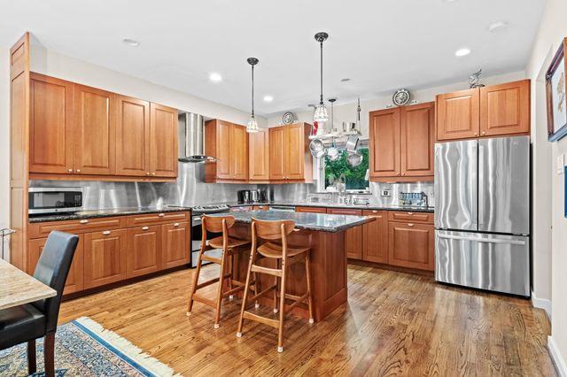 1820 Palm Street, Houston, TX 77004