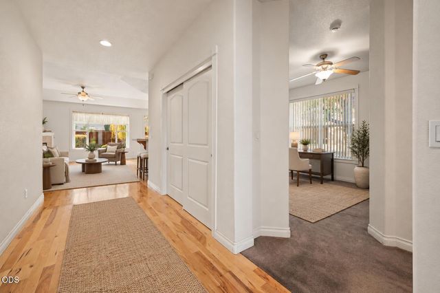 1834 NW Nickernut Place, Redmond, OR 97756