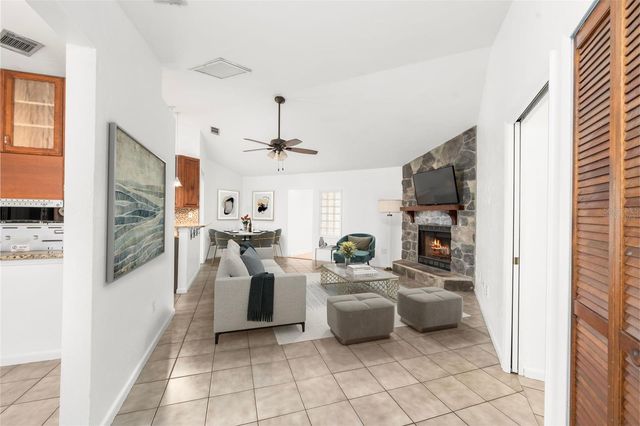 4817 NW 37TH PLACE, Gainesville, FL 32606