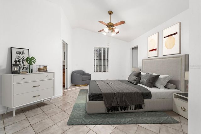 4817 NW 37TH PLACE, Gainesville, FL 32606