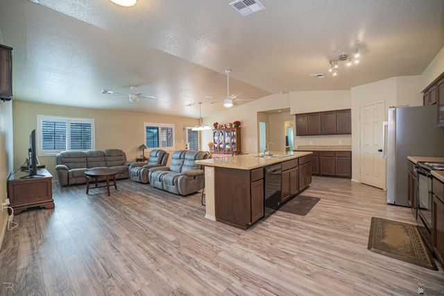 7761 E 41 Rd, Yuma, AZ 85365