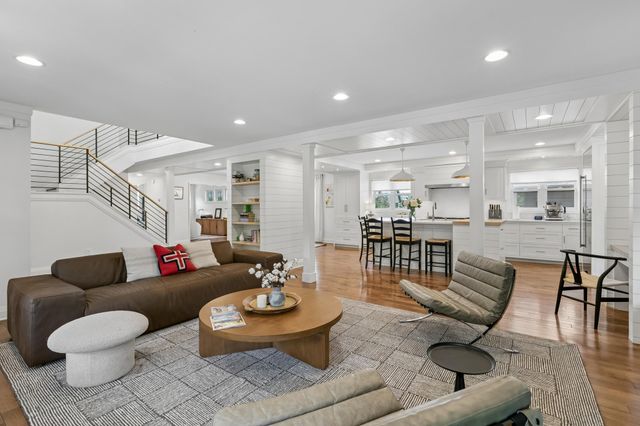 3844 Xerxes Avenue S, Minneapolis, MN 55410