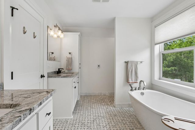 3844 Xerxes Avenue S, Minneapolis, MN 55410