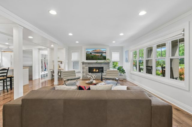 3844 Xerxes Avenue S, Minneapolis, MN 55410