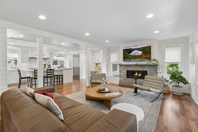 3844 Xerxes Avenue S, Minneapolis, MN 55410