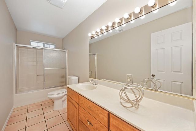 2648 Royal Park Dr, Cameron Park, CA 95682