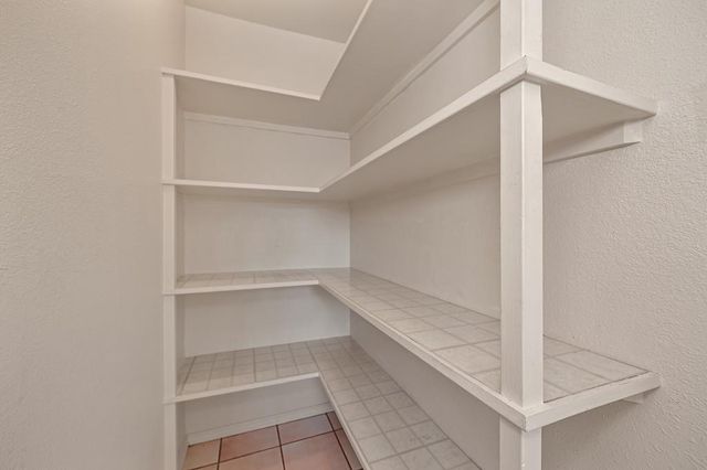 2648 Royal Park Dr, Cameron Park, CA 95682