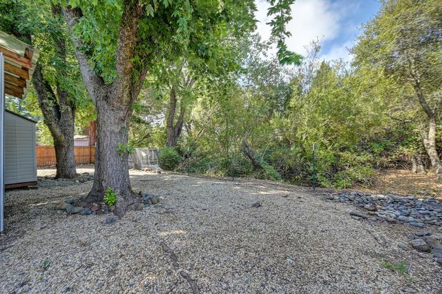 2648 Royal Park Dr, Cameron Park, CA 95682