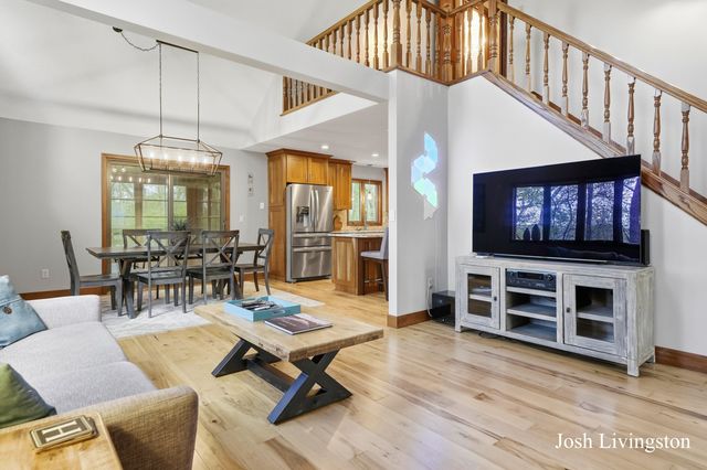 1551 Sargent Avenue Se, Ada Twp, MI 49301