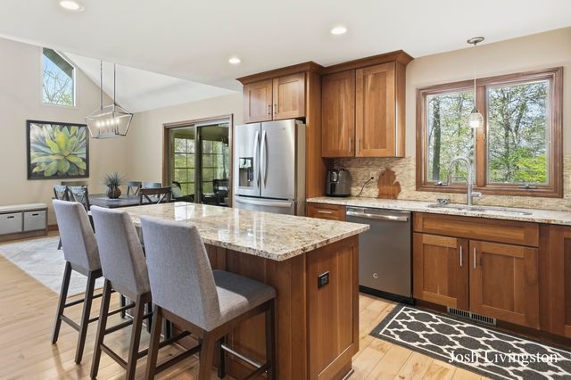 1551 Sargent Avenue Se, Ada Twp, MI 49301