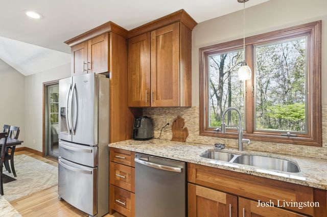 1551 Sargent Avenue Se, Ada Twp, MI 49301
