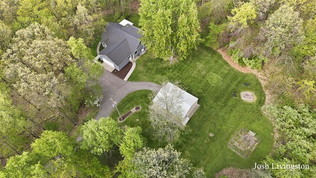 1551 Sargent Avenue Se, Ada Twp, MI 49301