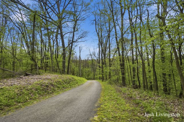 1551 Sargent Avenue Se, Ada Twp, MI 49301