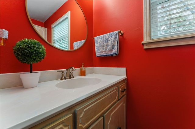 2520 E Gentle Oaks Lane, Fayetteville, AR 72703