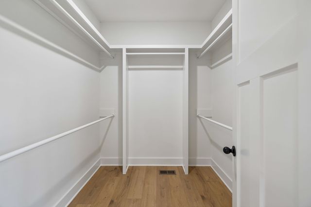 4083 Long Creek Rd, Lafayette, TN 37083