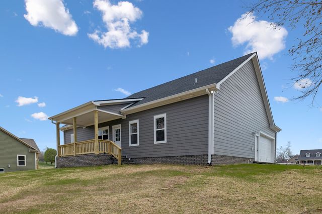 4083 Long Creek Rd, Lafayette, TN 37083