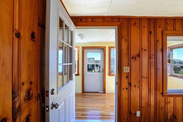 44 Carman Ave, Sandwich, MA 02563
