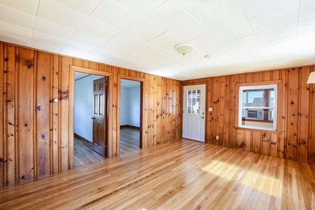 44 Carman Ave, Sandwich, MA 02563