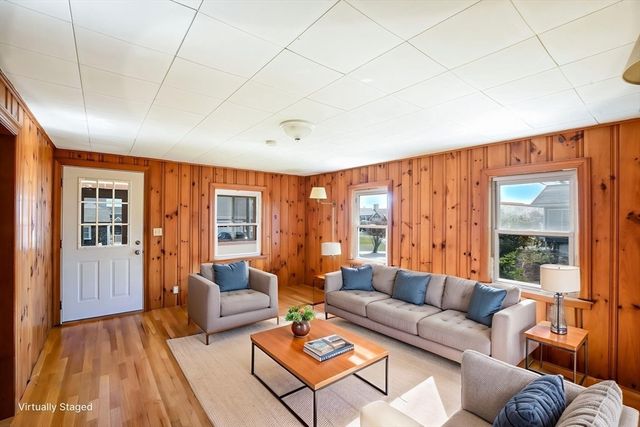 44 Carman Ave, Sandwich, MA 02563