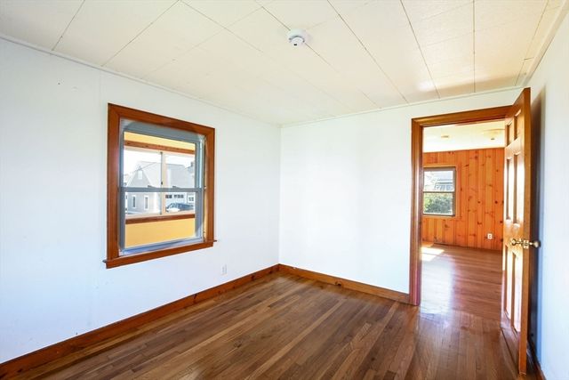 44 Carman Ave, Sandwich, MA 02563