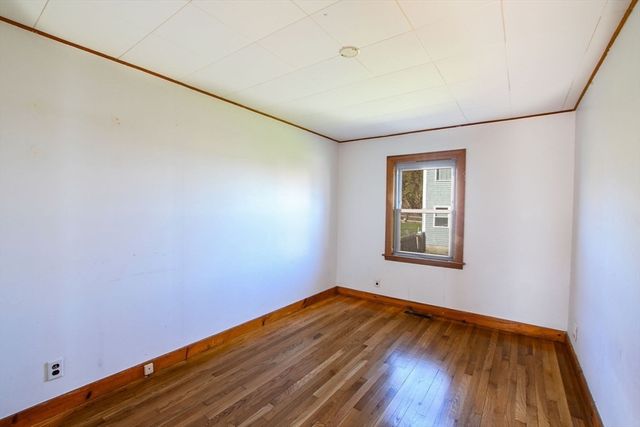 44 Carman Ave, Sandwich, MA 02563