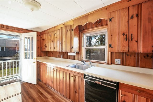 44 Carman Ave, Sandwich, MA 02563